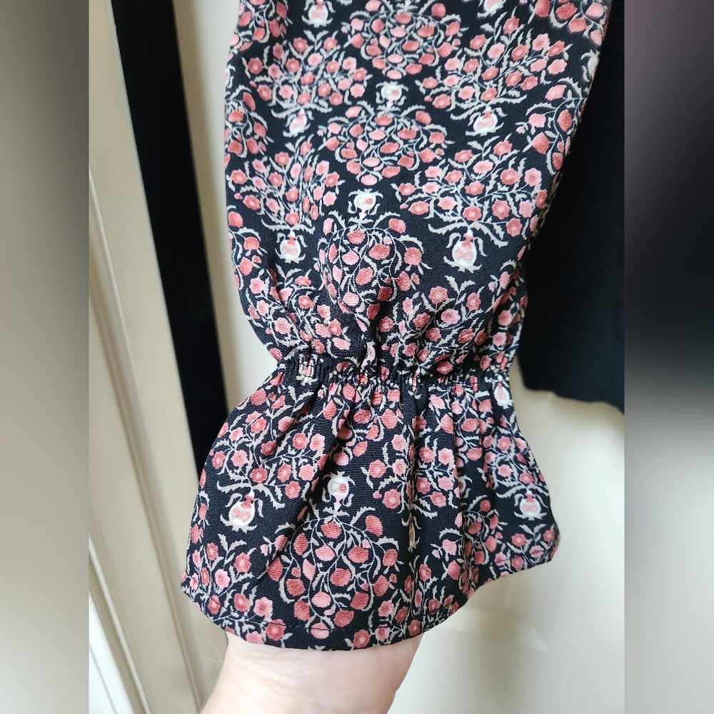 THML Womens Floral Sleeve Black Sweater, Size Small - Picture 9 of 12